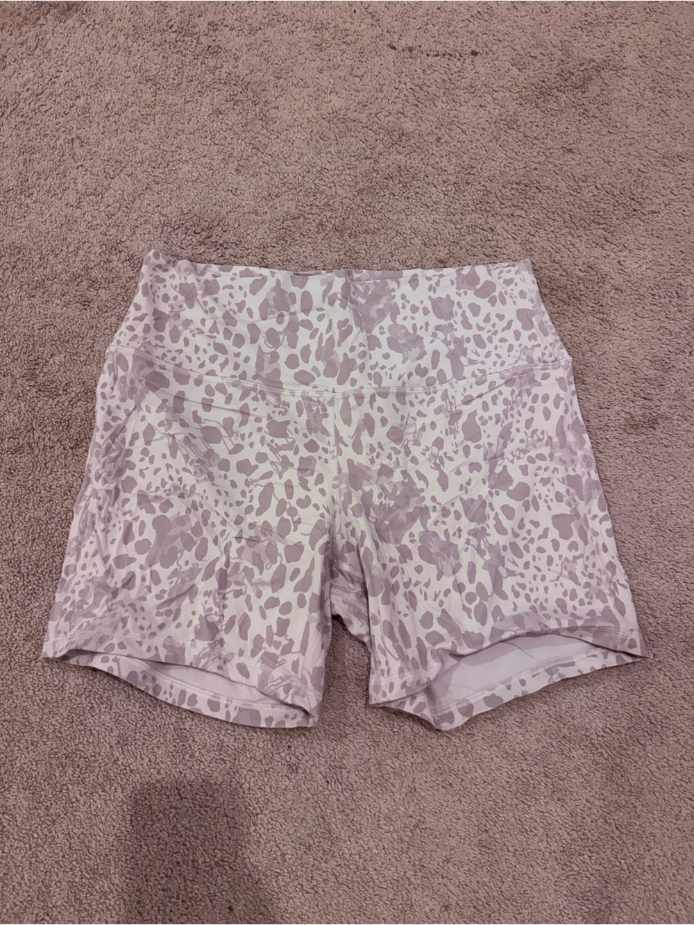lululemon athletica white and grey Animal-Print Bike Shorts